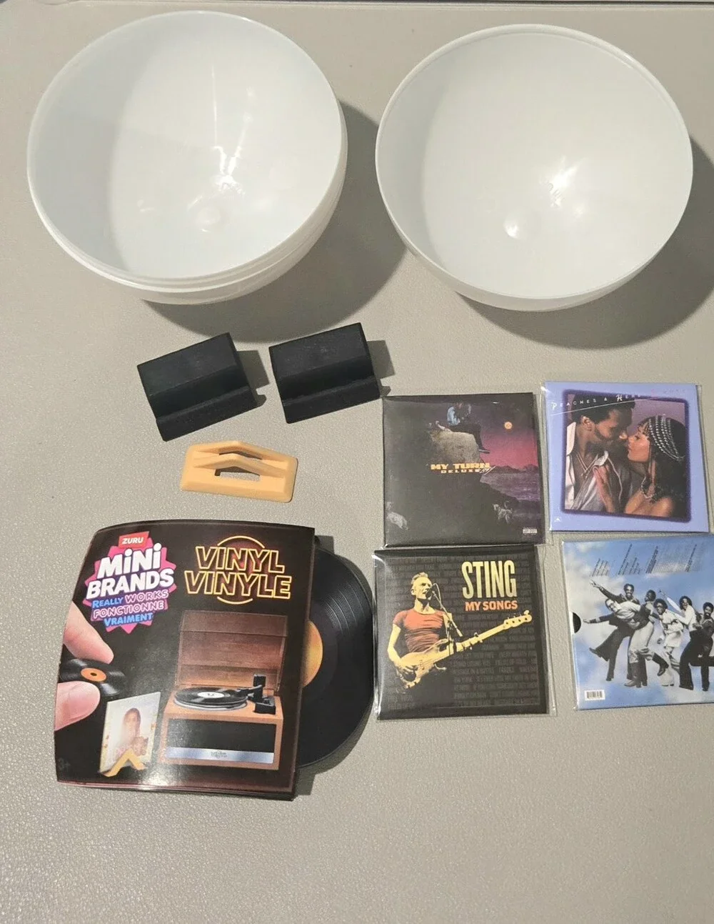 New Mini Brands Vinyl Miniature Collectible Sting, Lil Baby, Commodores, Peaches